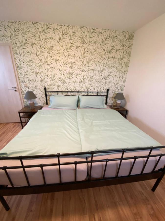 Familienfreundliche Ferienwohnung Anna Rollshausen 外观 照片